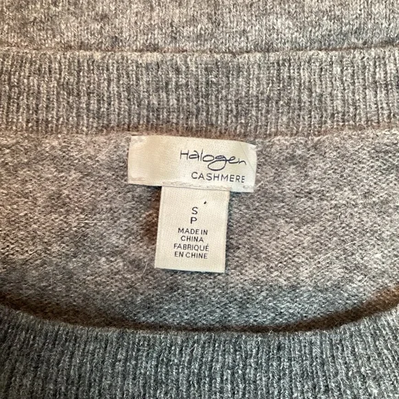 Halogen Cashmere Pug Dog Sweater - Picture 7 of 10